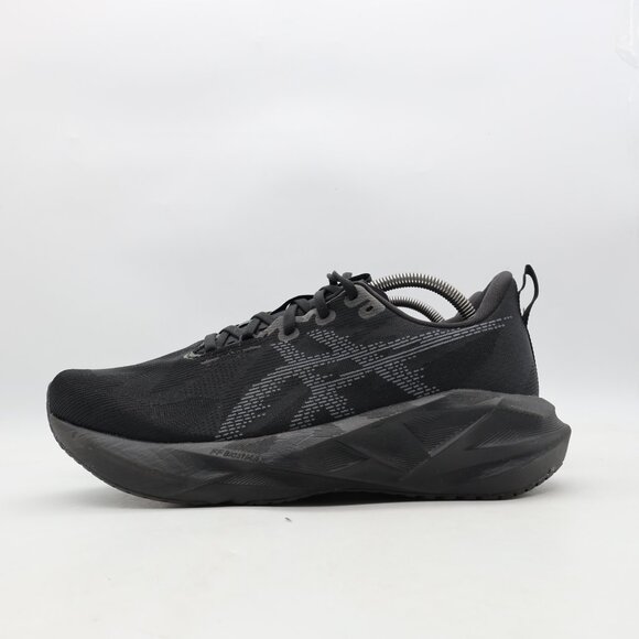 Asics Novablast 5 Men's 9.5 Athletic Running Black Carrier Grey Sneaker 1011B974 - Picture 4 of 9